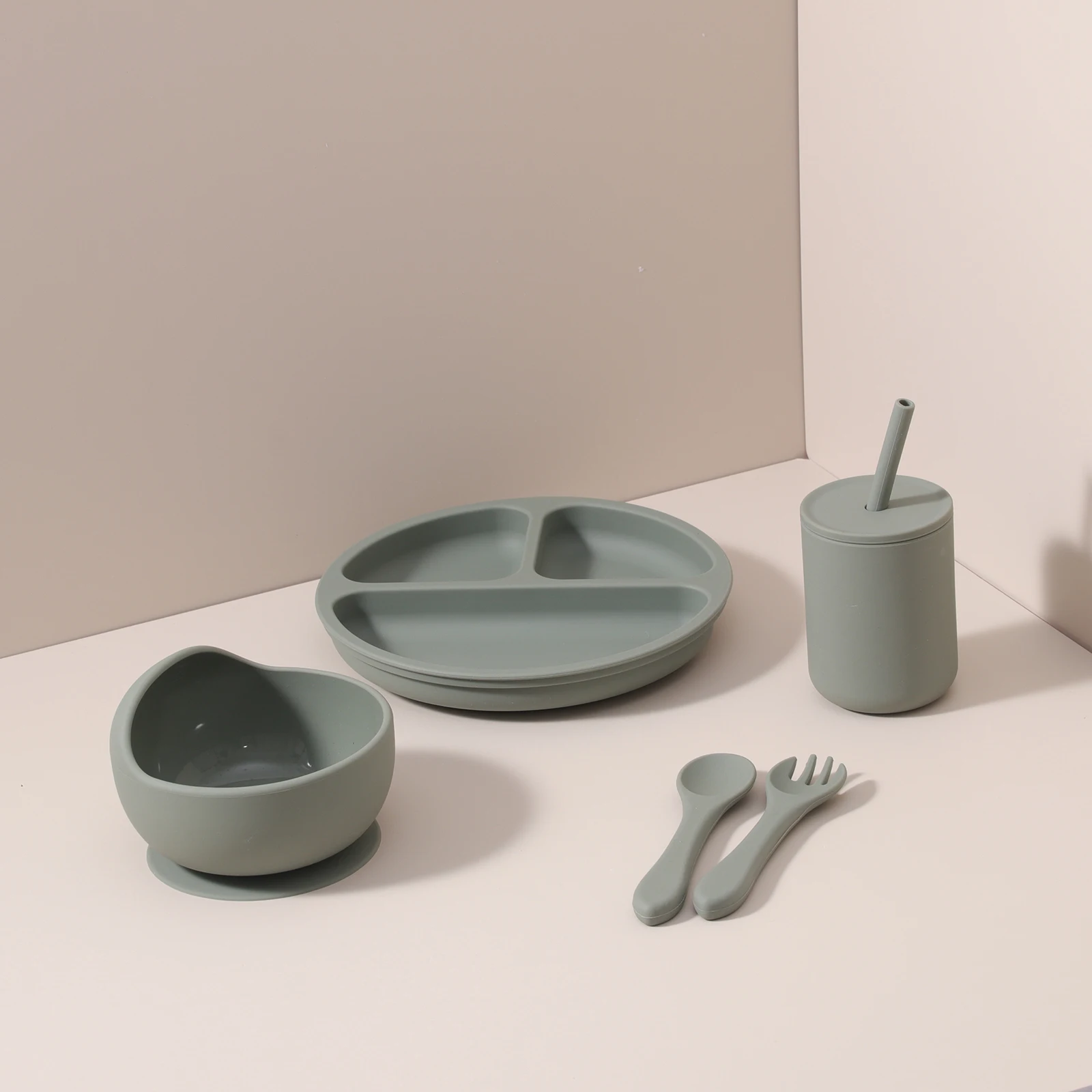 High Quality Toddler Weaning Set Cartoon Includes Suction Plate Spoon Forks Bowl Cups Baby Feeding Boxed Tableware Toddlers