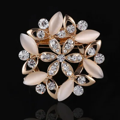 Custom Gold Flower  Luxury Jewelry Brooches Elegant Crystal Rhinestone Women Brooch