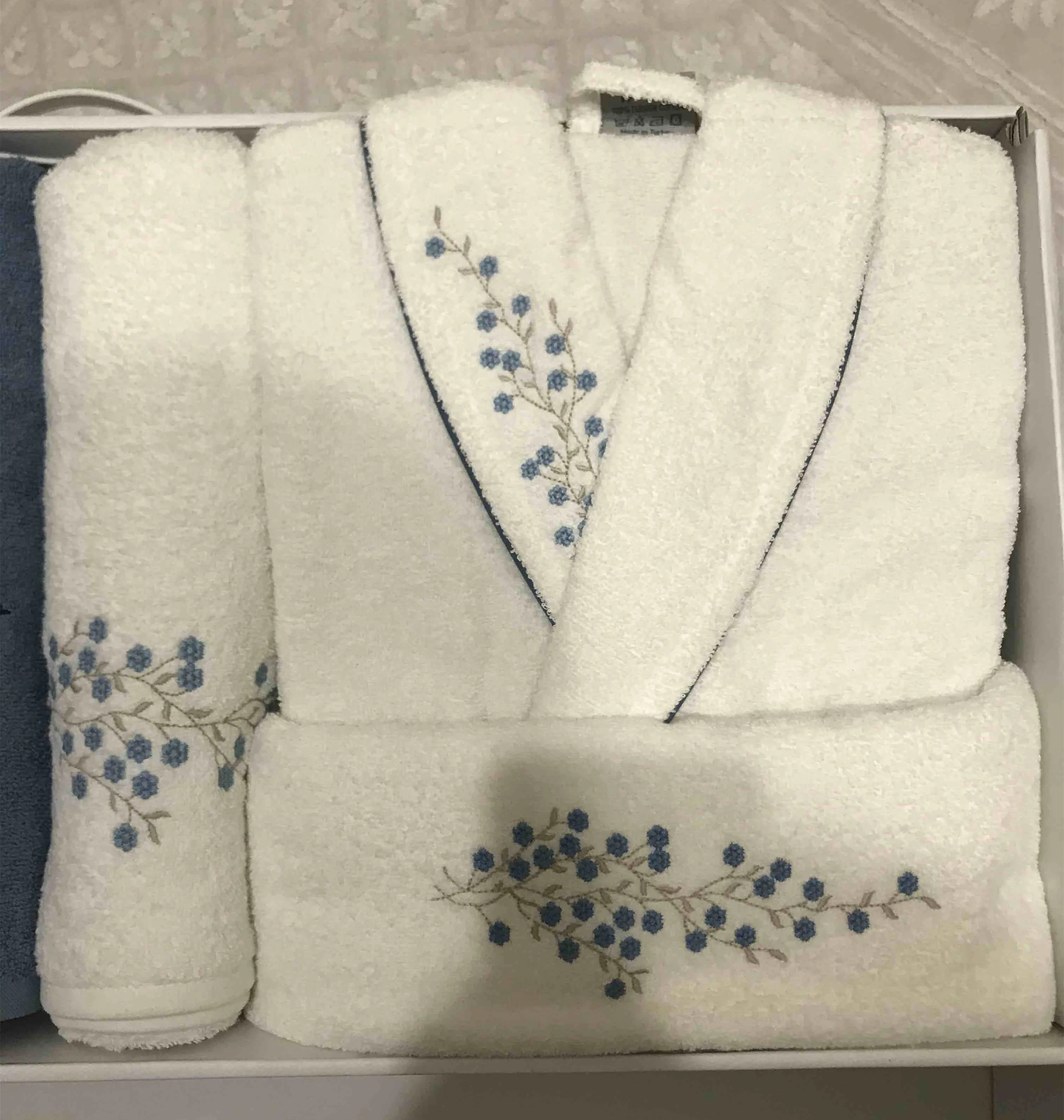 OEM LOGO Custom  High Quality wholesale bathrobe Family Couple Bathrobe Bath Towel Set Unisex 100% Cotton Terry Pajama robes