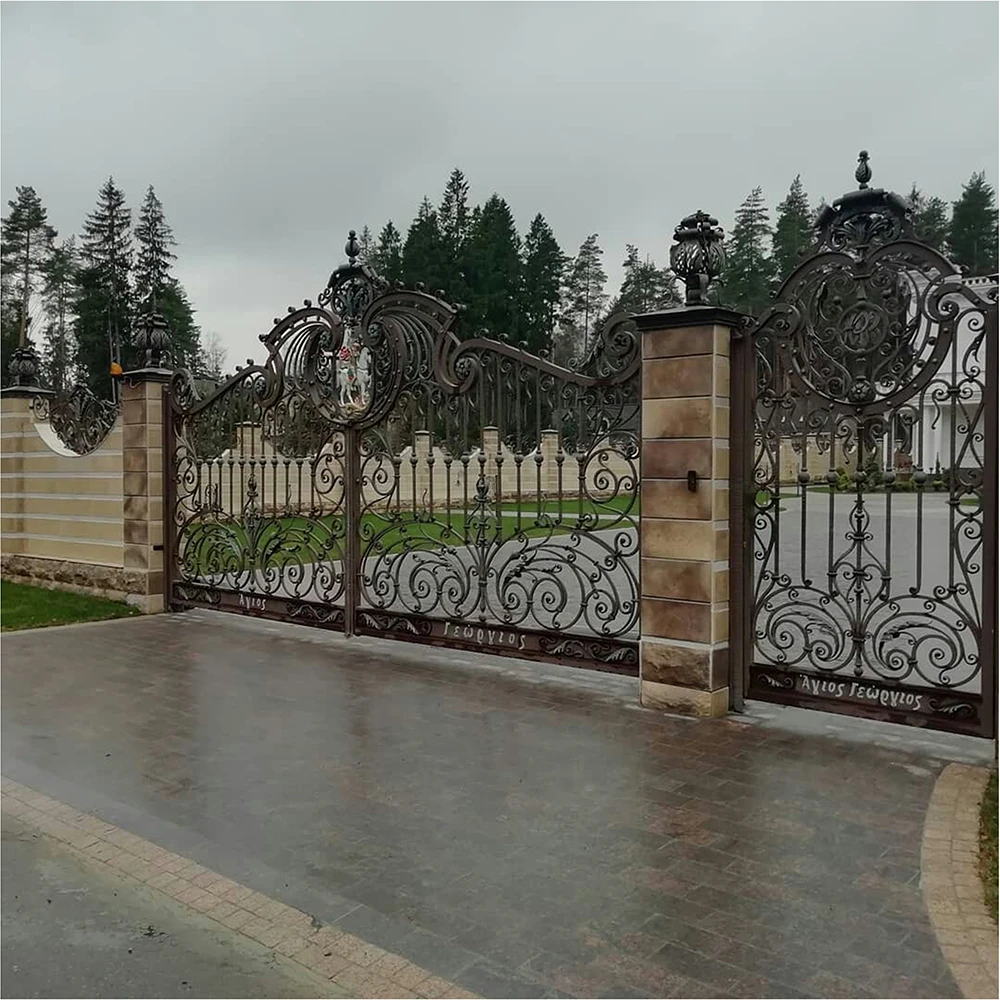 Профессиональный дизайн по индивидуальному заказу роскошная вилла из кованого железа уличная дверная Корона золотые ограждения ворота