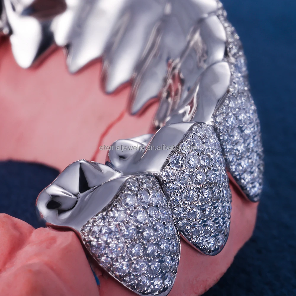 Заводское изготовленное на заказ Серебро S925 10K 14K 18K ТВЕРДОЕ ЗОЛОТО Grillz foled out VVS Moissanite Выращенный натуральный бриллиант для зубов