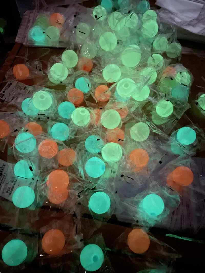 High Bright Luminous Anti Stress 4.5cm Thickened Mochi Squishy Sticky to the Wall Slowly Fall off Glow in Dark Fidget Ball Toy