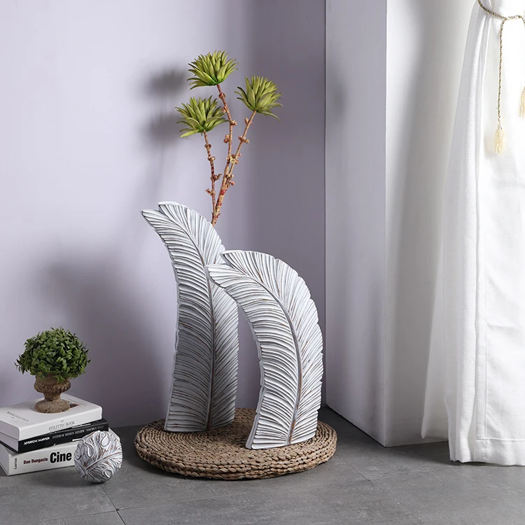 European new design modern home decor piece resin material custom cheap vintage flower vase