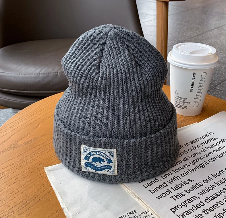 Новый дизайн, модные облегающие шапки унисекс, простые теплые вязаные зимние шапки