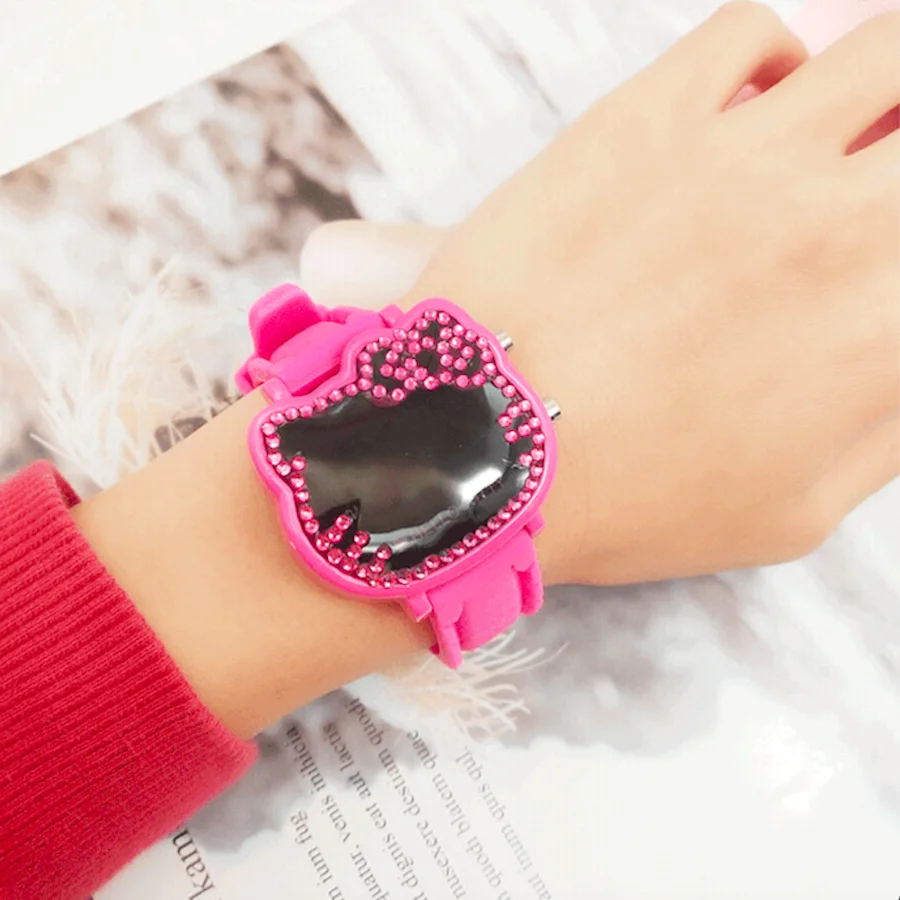 Новинка 2021, Детские Мультяшные силиконовые часы hello kitty для девочек с инкрустированными бриллиантами и светодиодным электронным цифровым дисплеем