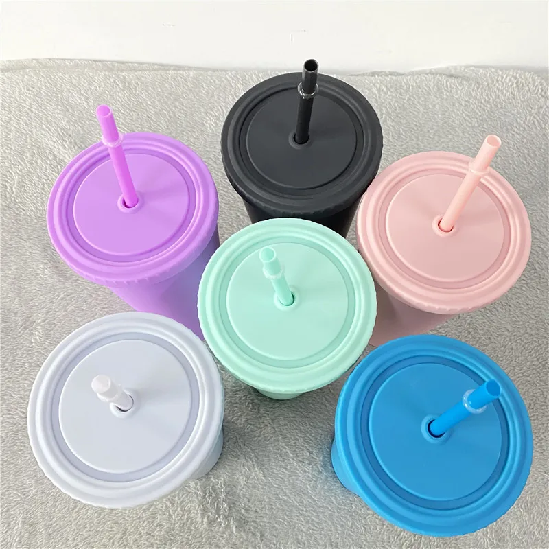 Reusable double walled plastic Pastel Colored BPA Free Venti 22oz matte acrylic tumbler drinking Cup with Lids and Straws
