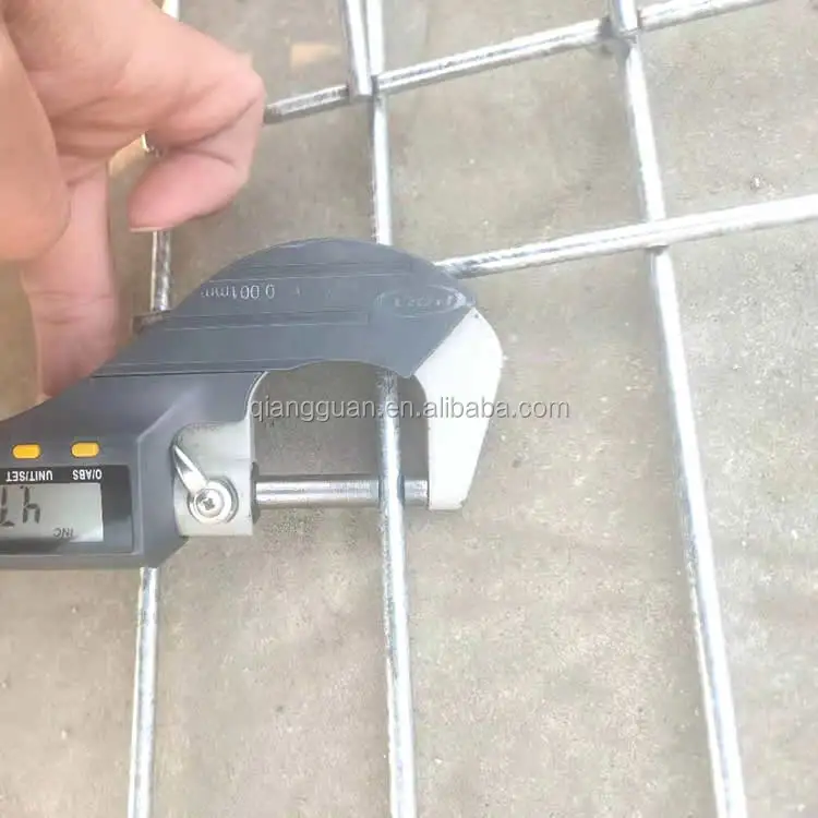 Singapore BRC wire mesh fence roll top fence 50 x 150 mm 1.75m x 2.4m