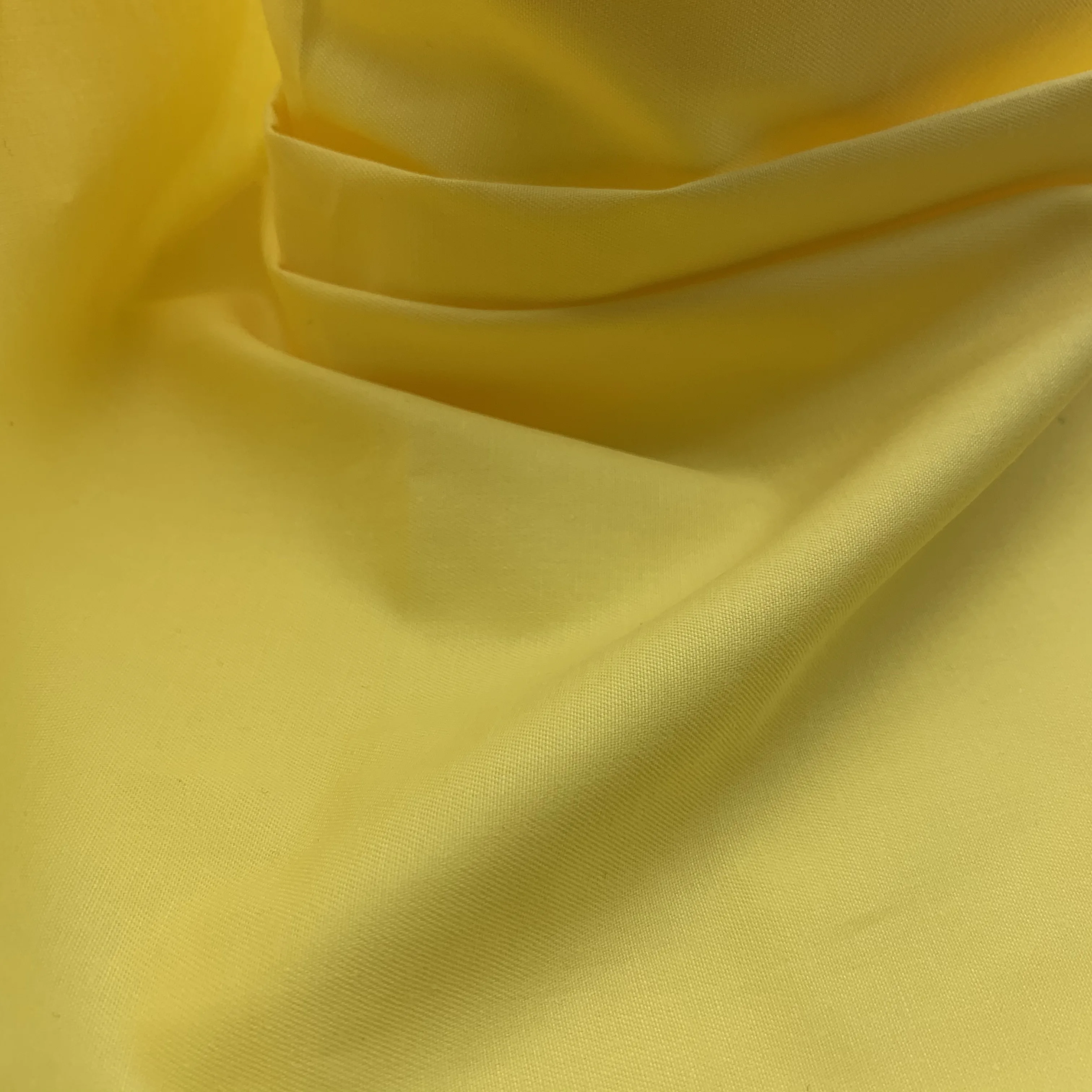 Hot sale quality 100% dyed cotton plain fabric online for bedsheet  cotton solid colour  cardigan and women dress