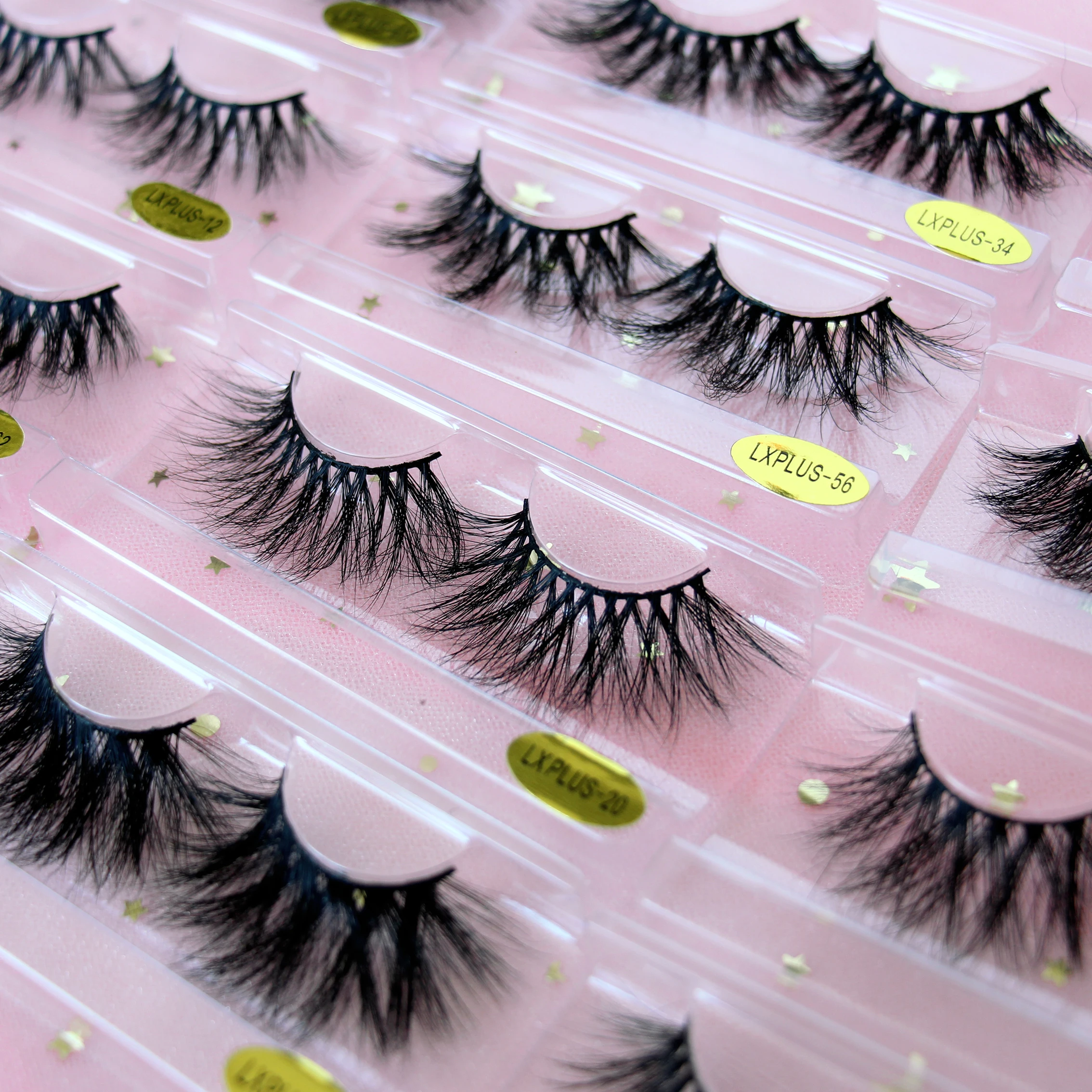 Eco friendly lightweight natural long siberian real mink eyelashes 3d with private label box and tray