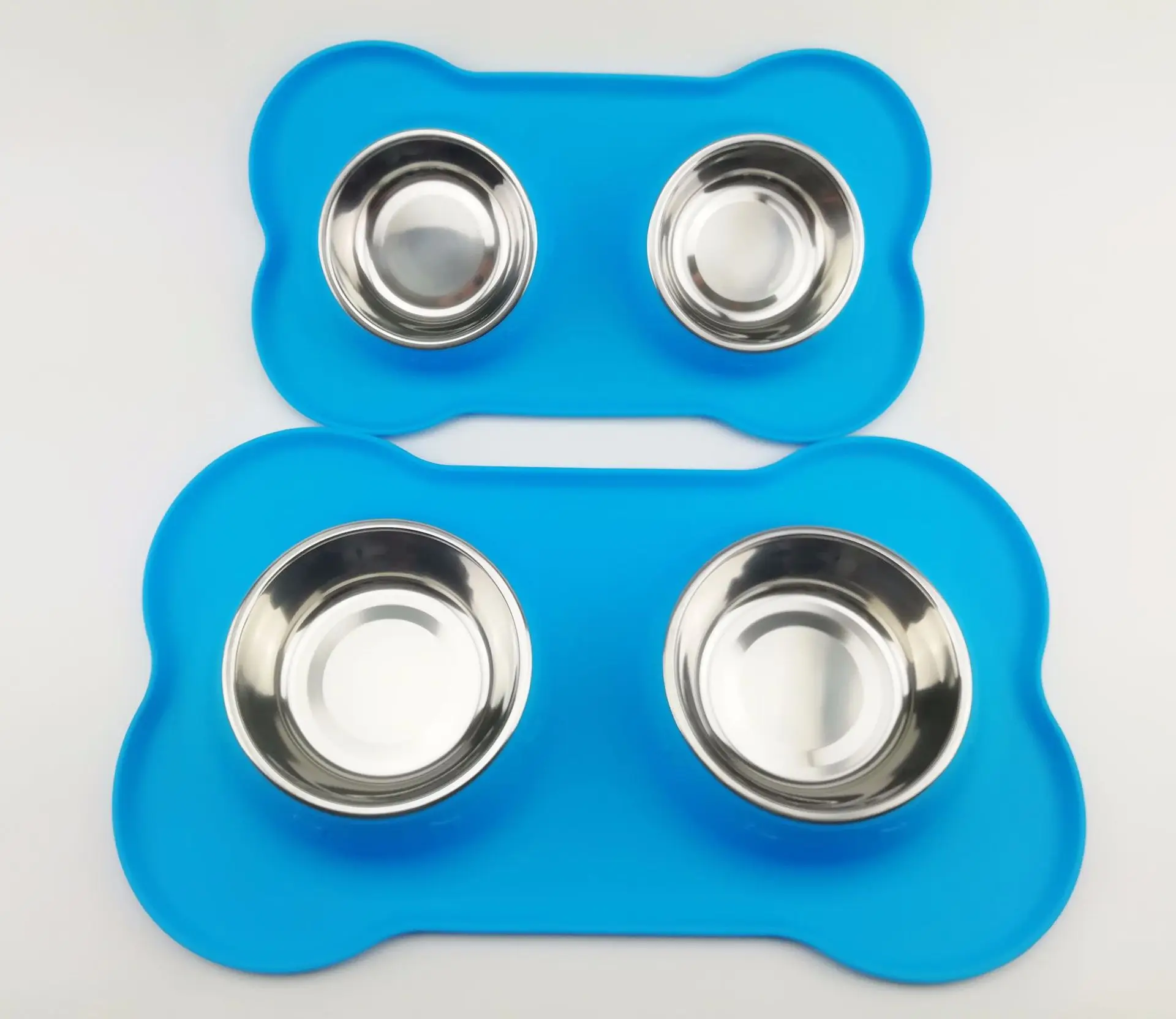 
Dog Bowls Stainless with No Spill Non-Skid Silicone Mat Feeder Bowls Pet Bowl for Dogs Cats and Pets 