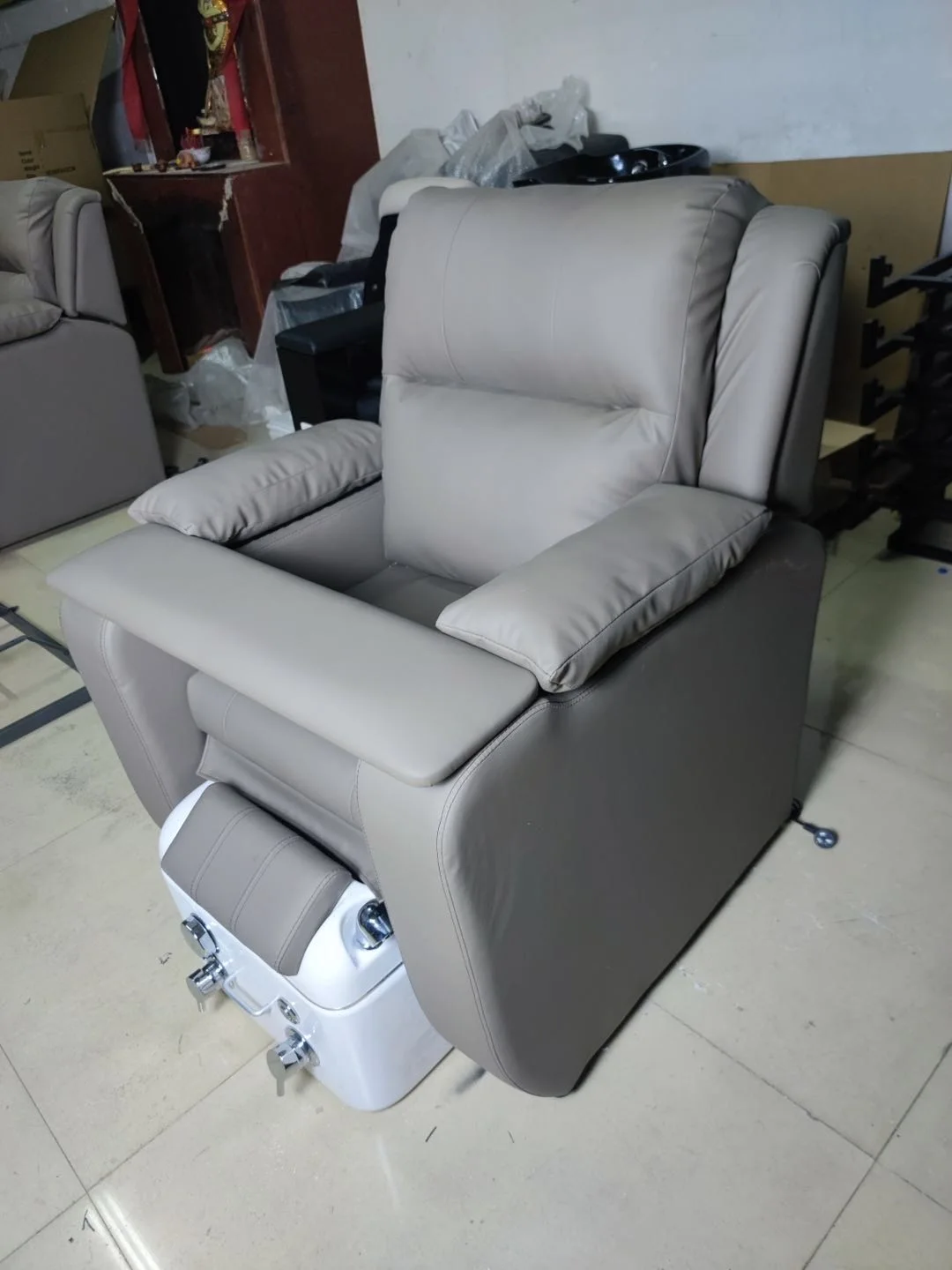 Multifunctional manicure sofa belt wash basin basin belt surfing massage color lamp disinfection can be pushed and pulled