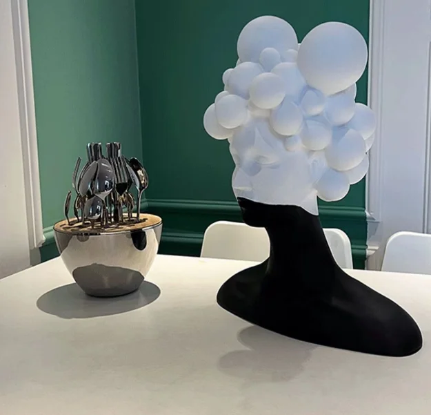 wholesale Sculptures Home Living Room decoration Decor Simple Abstract Black and White Tone Lady bust Figure Sculpture statue