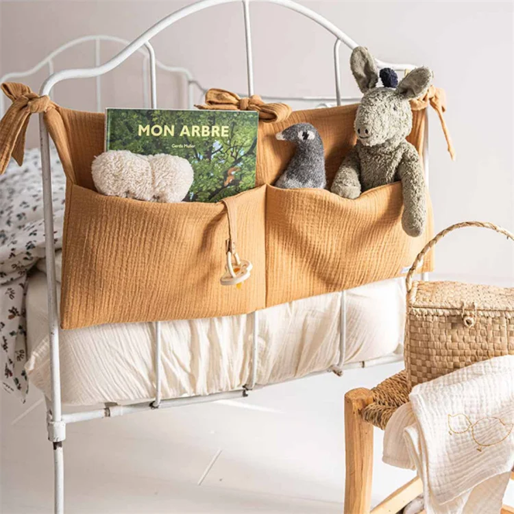 Toddler newborn cotton muslin Baby Bed Organizer Crib Two Pockets Hanging Storage Bag for Infant Diaper Teether Toys