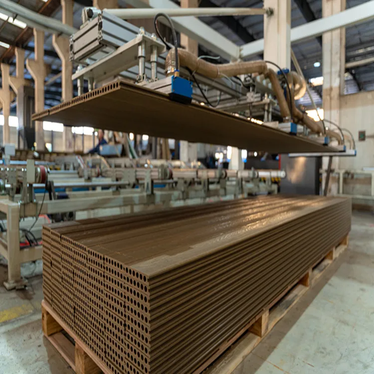 Outdoor plastic wood flooring ship plywood environmental protection plywood mould proof plastic wood flooring