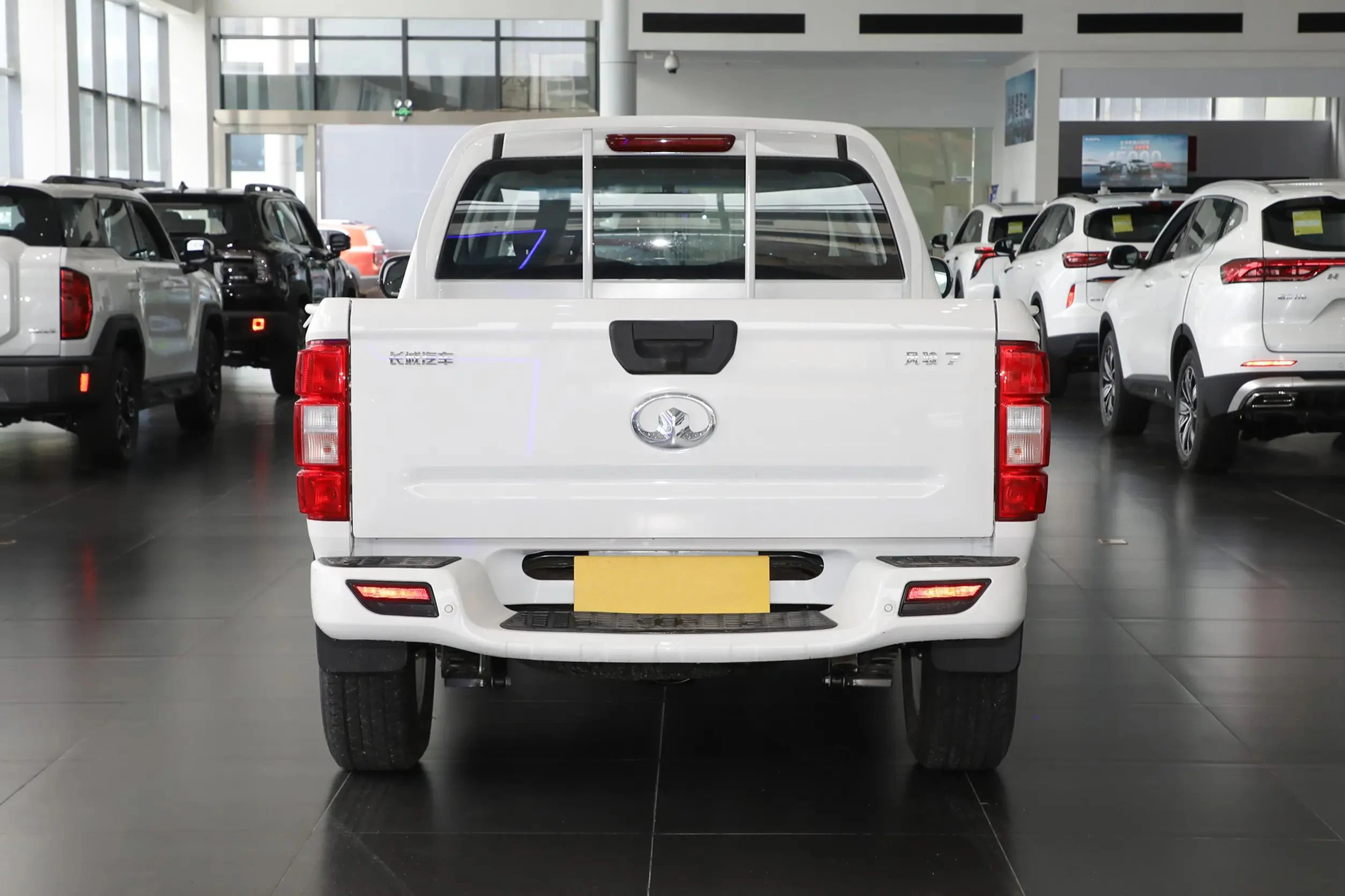 Лучшая цена пикап дизельный 4x4 большой настенный Wingle7 4WD 6-Скоростной ручной 139 л.с. 102 кВт GWM в наличии