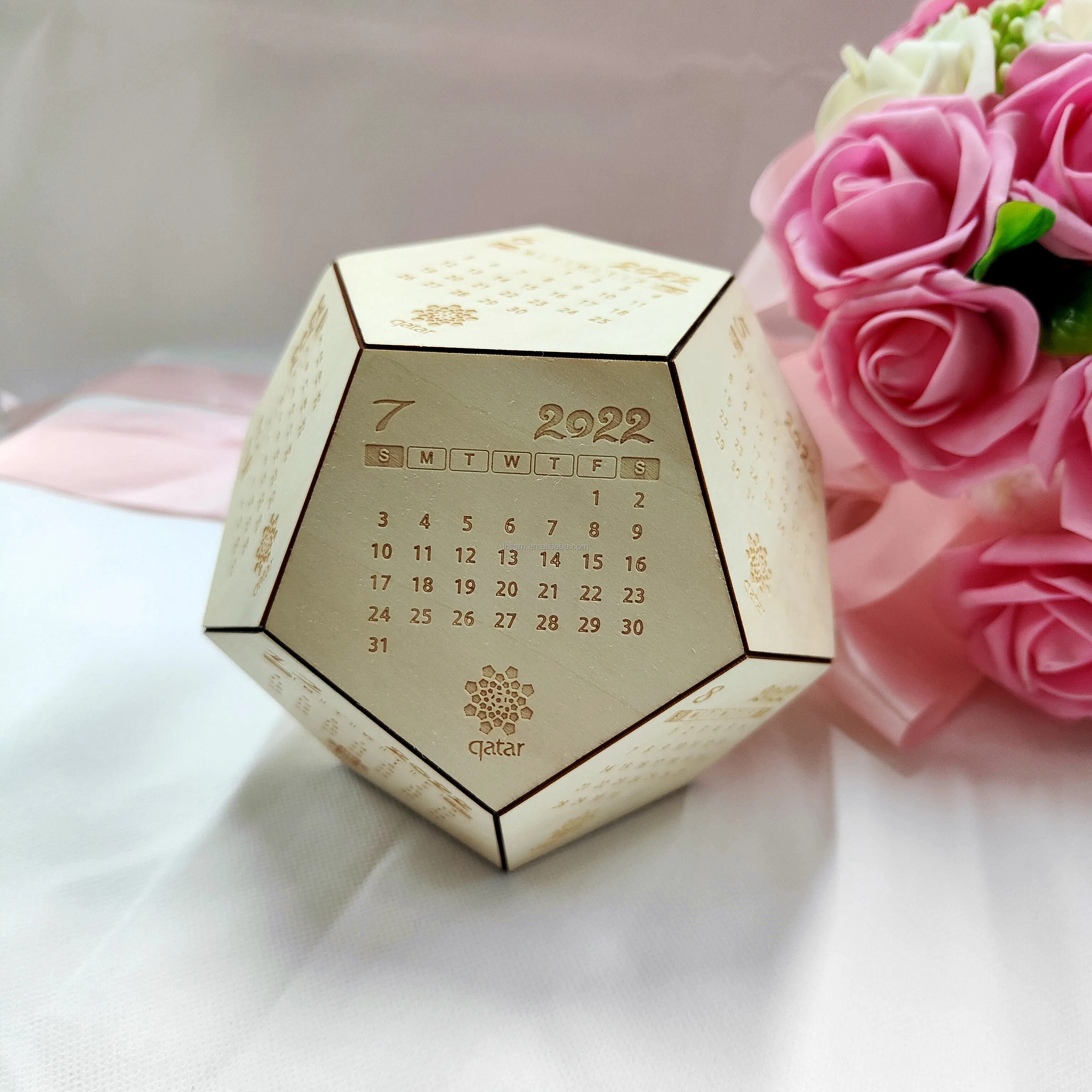 Nice and practical creative wooden calendar decoration Football modeling arbitrary combination and Mosaic