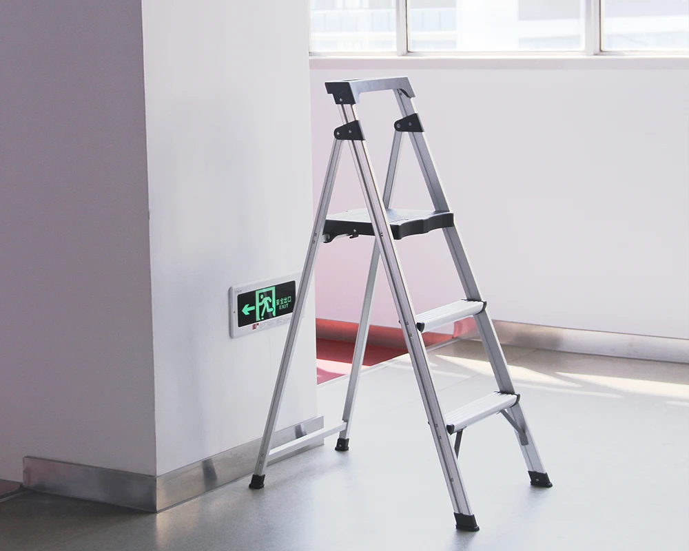 Step stool ladder aluminum ladder