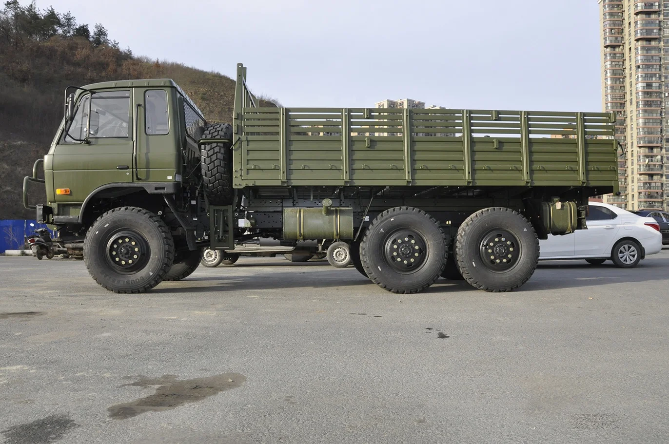 Китайский поставщик Лидер продаж сверхмощный внедорожник 6x4 6x6 грузовой Самосвал для продажи