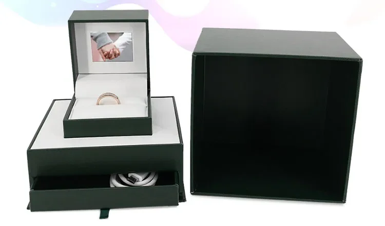 Wholesale Velvet Insert Elegant Dark Green Color Jewelry Video Box Screen Presentation Digital LCD Display Ring Box