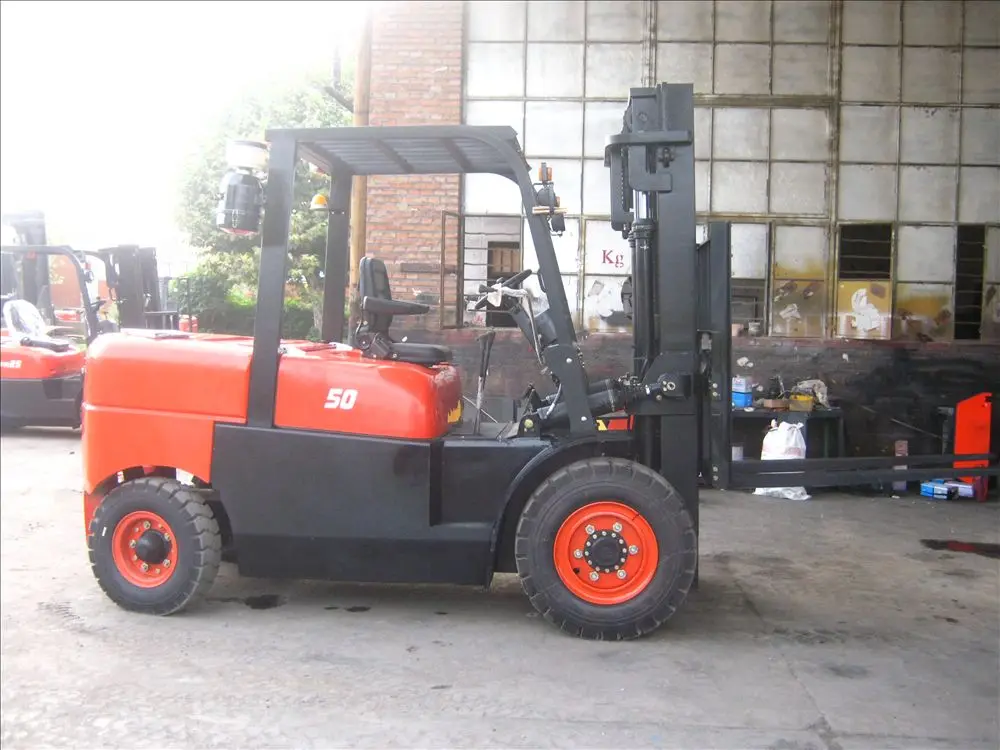5 Ton Heavy Duty diesel forklift CPC50 with load center 600mm