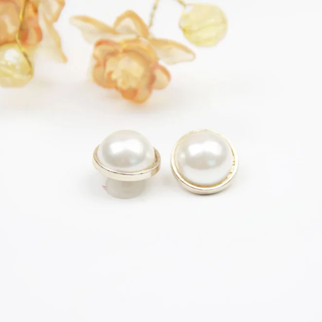 Wholesale 14MM Inlaid Pearl round Metal Sewing Foot Button for Shoes and Bags Made from Copper by Manufacturer