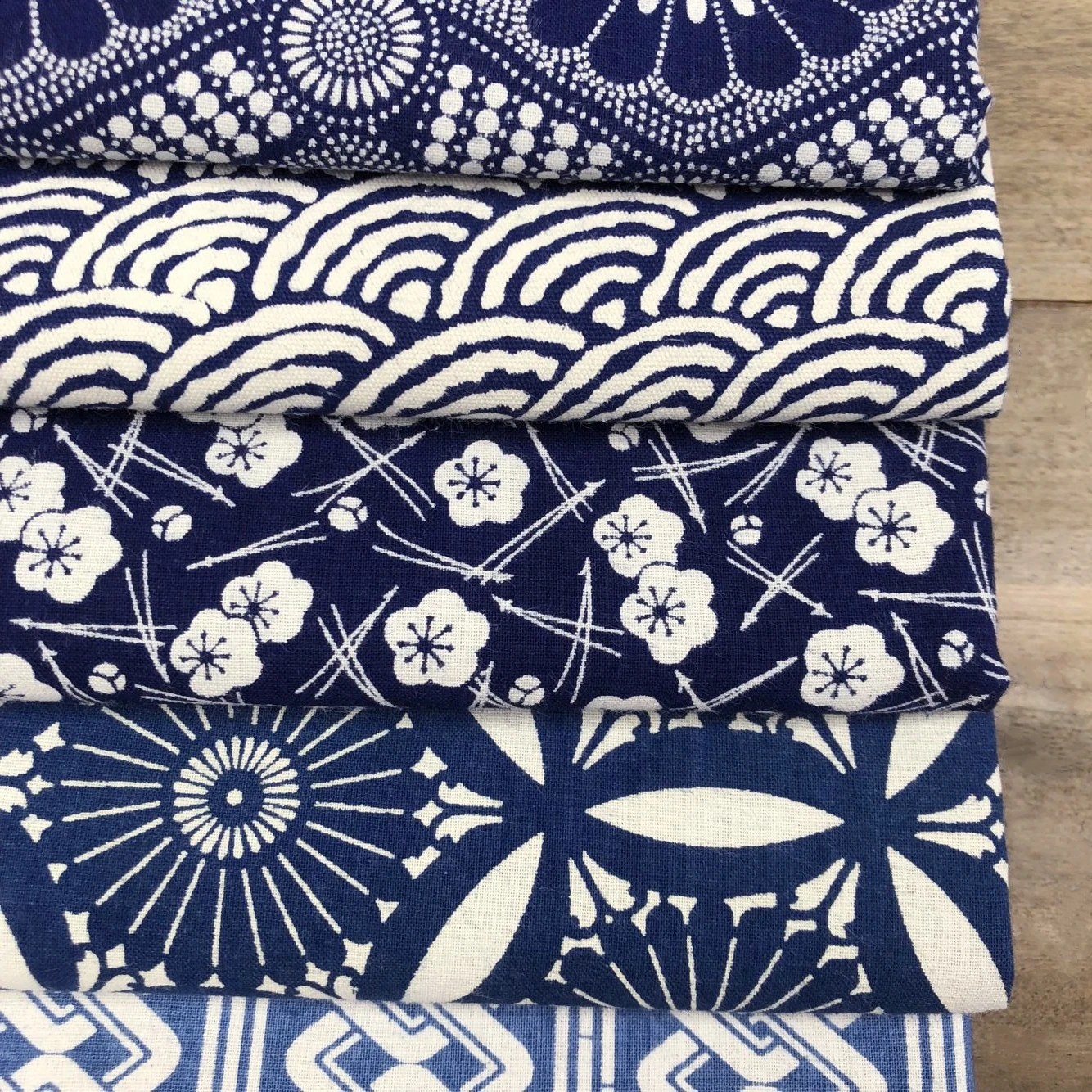 Factory supply 100 cotton African wax prints fabric high quality