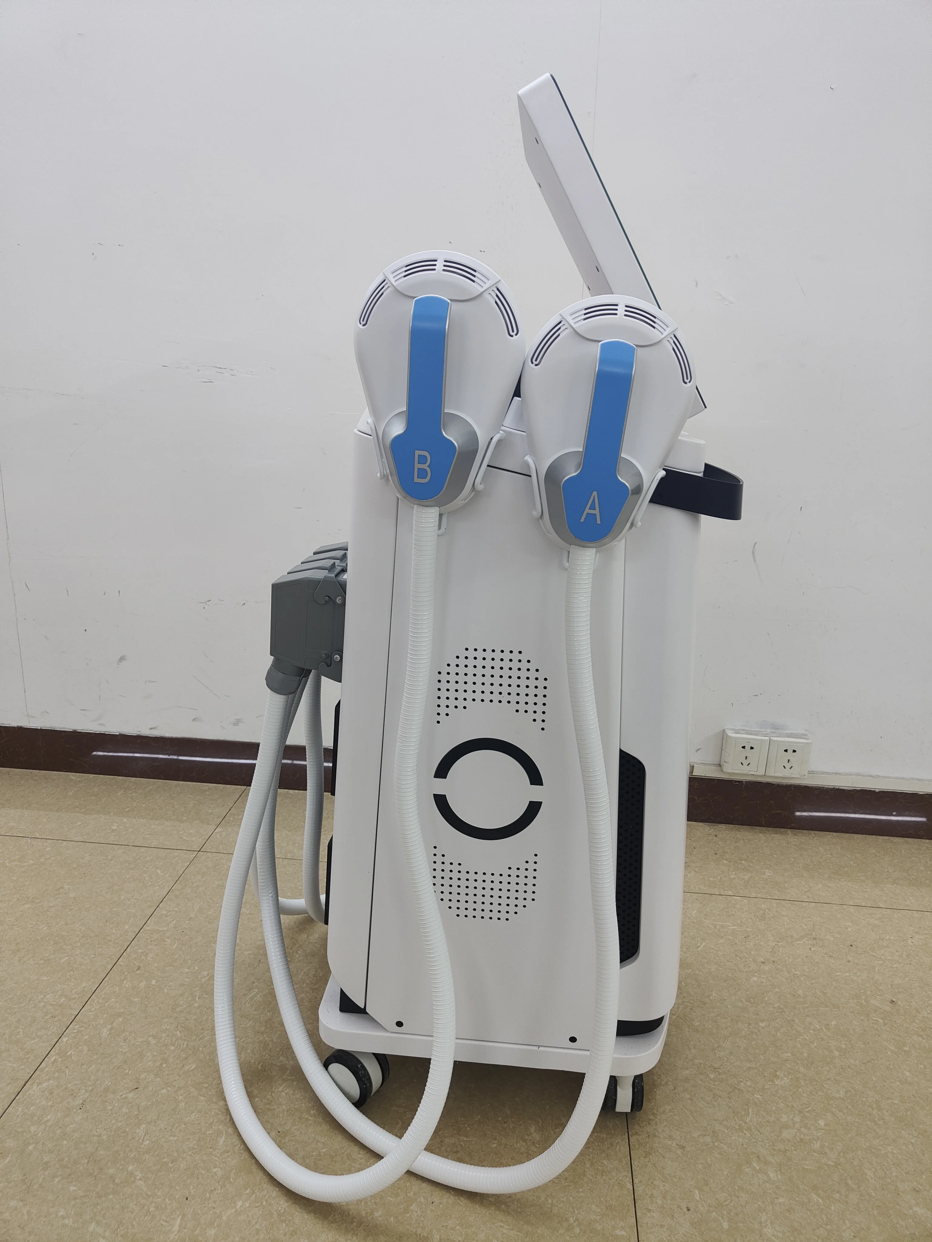 15 Tesla Machine With 4 Handles Ems Sculpting Machine Body Slimming Device Skin Tightening Fat Removal Machine For Clinic