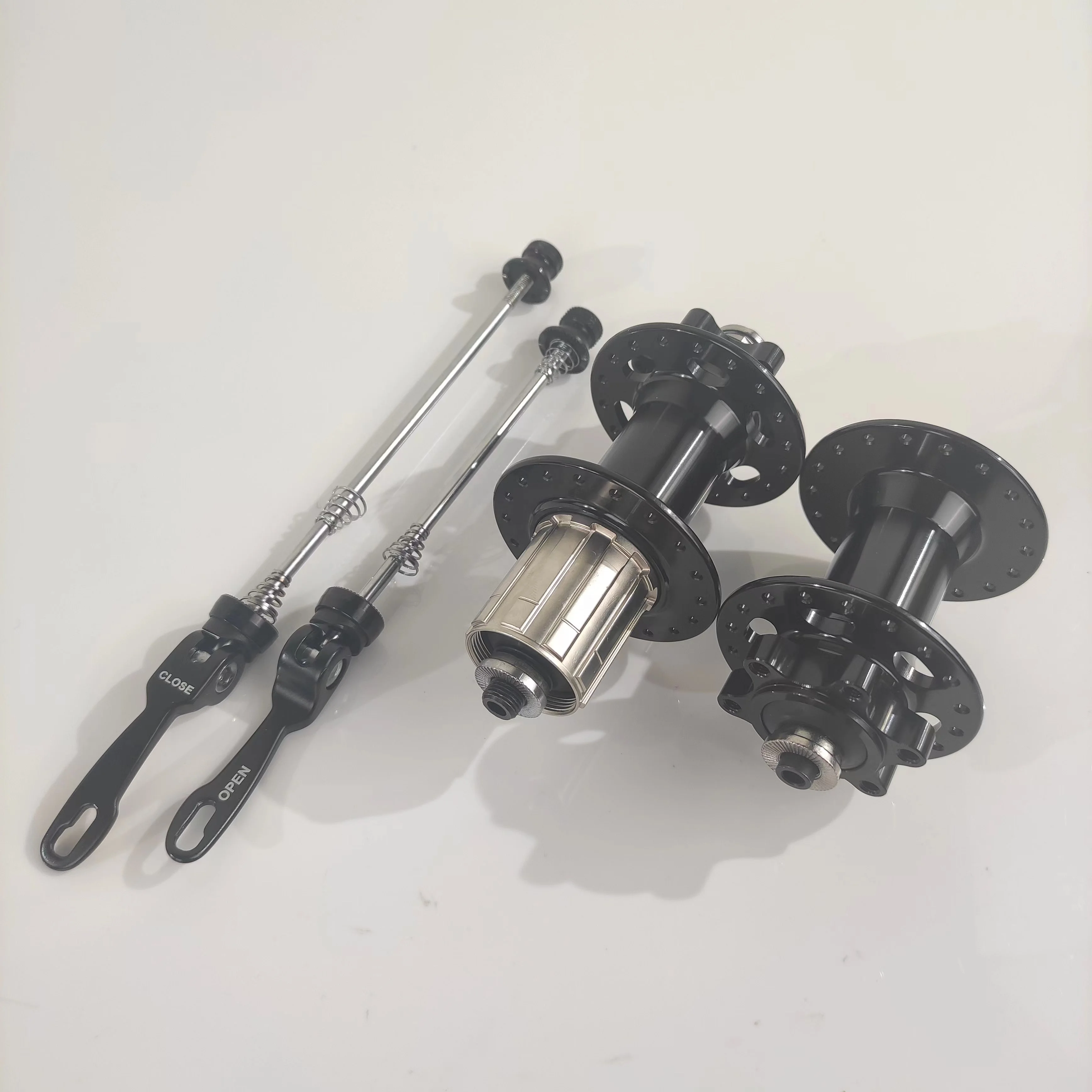 Bike Parts Front and Rear Wheel Bike Hub Set With Quick Release 24 28 32 36 Spoke Holes Sealed Bearing MTB Disc Bicycle Hubs