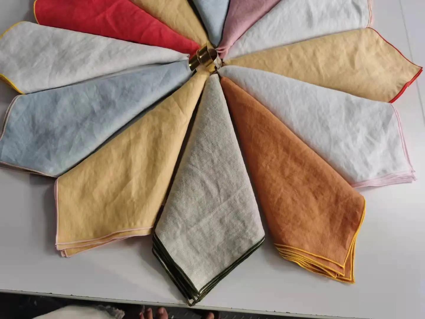 popular narrow hem, locking/scrolled up hem high quality French pure flax linen napkins with stone washing for wholesale ,rent