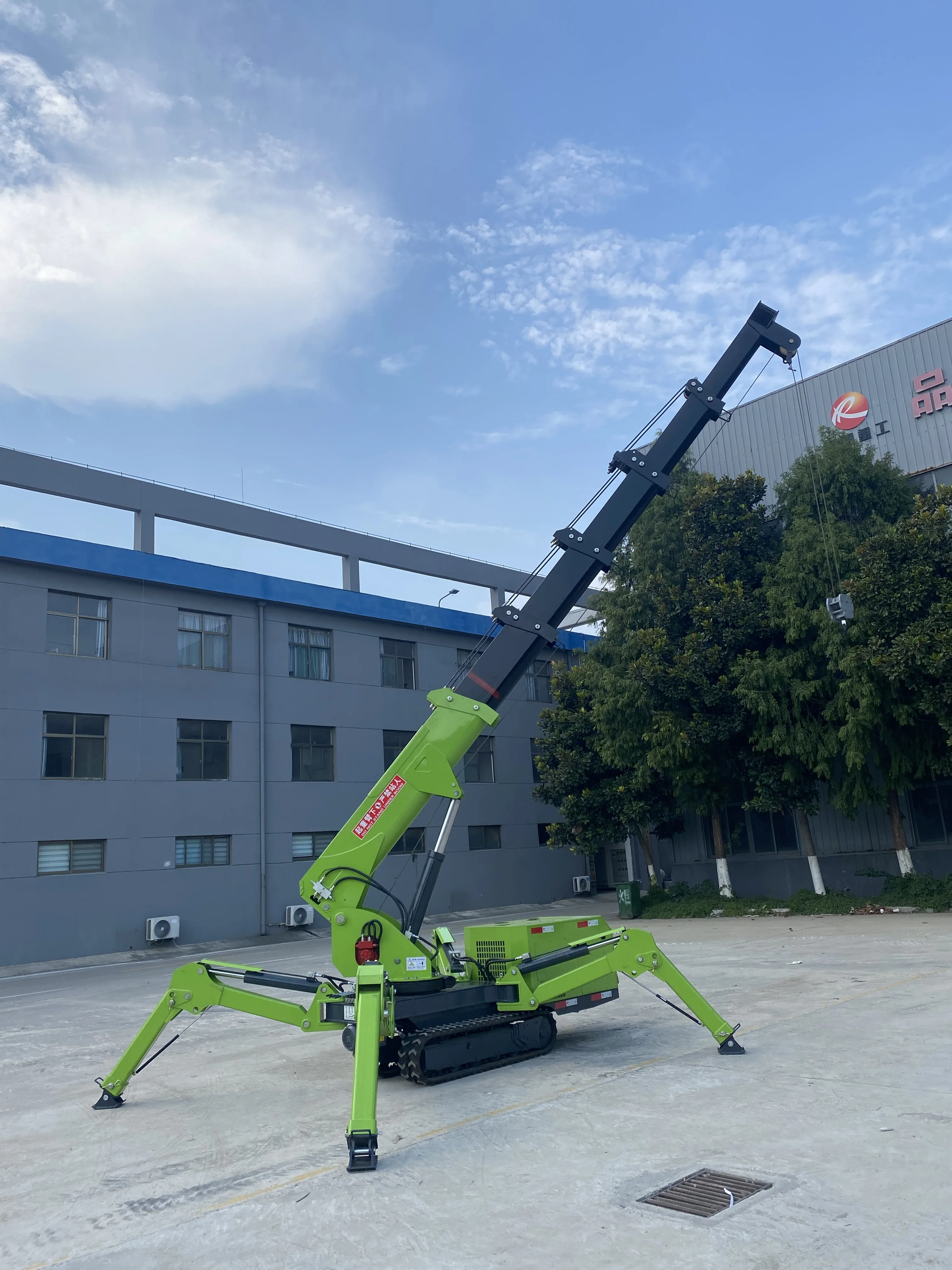 China 3 ton mini spider crane factory construction spider crane 3 ton lifting equipment spider crane for sale
