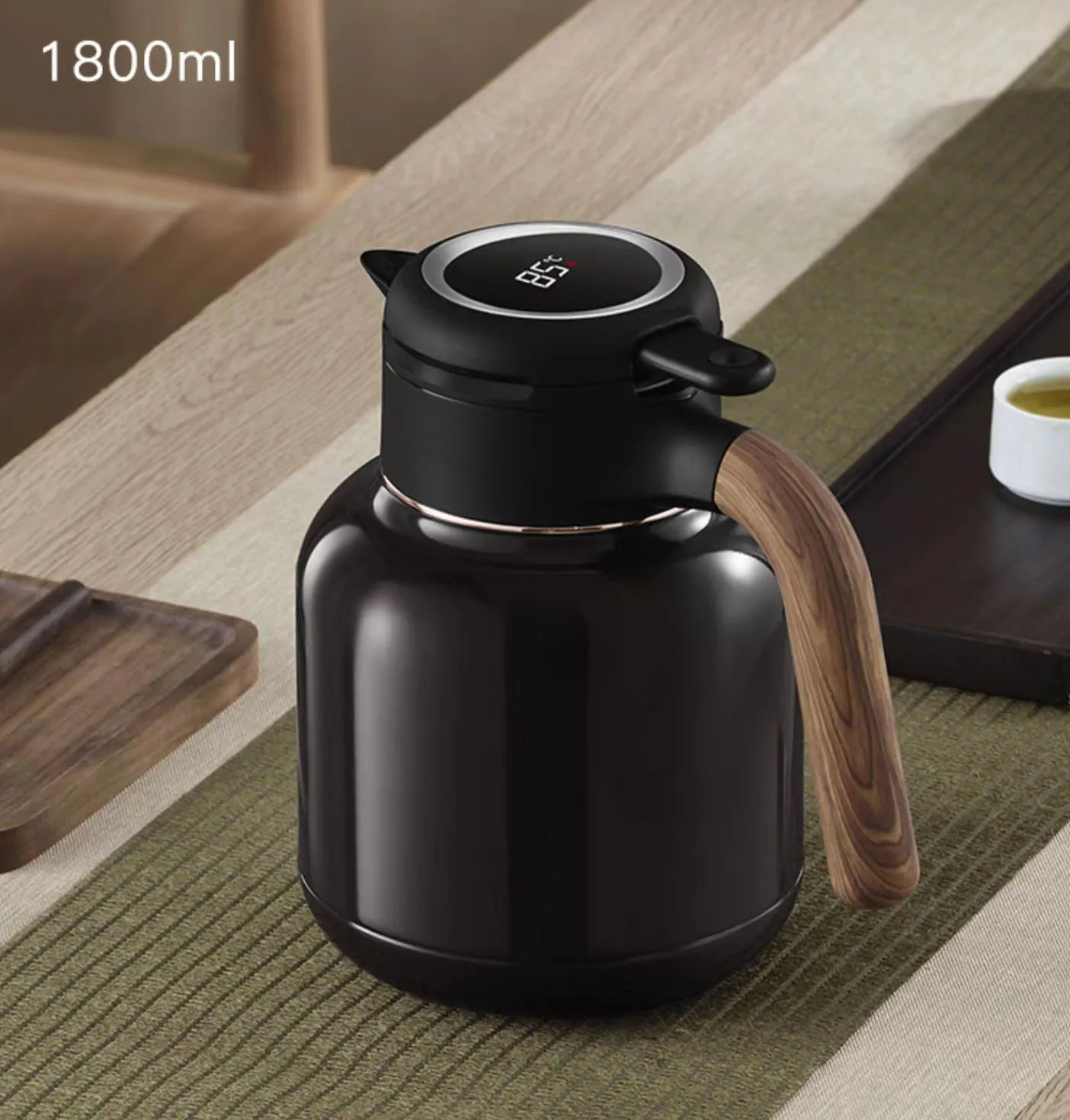 1.8 ml Smart Teapot with LED temperature display and tea infuser