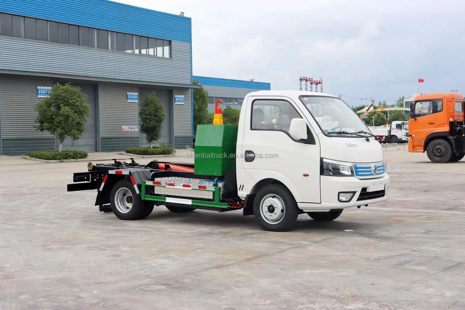 Dongfeng 4x2 Новый энергетический Съемный контейнер подъемник с крючком мусорные электрические грузовики для муниципальной