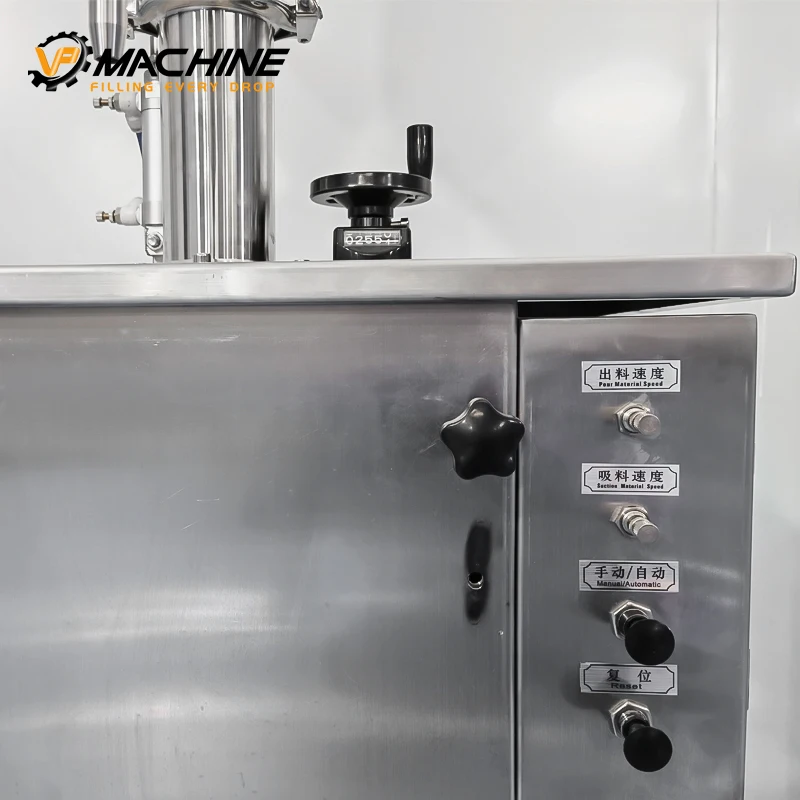 Factory direct price hot sale vertical semi automatic single head 5 litre liquid filling machine