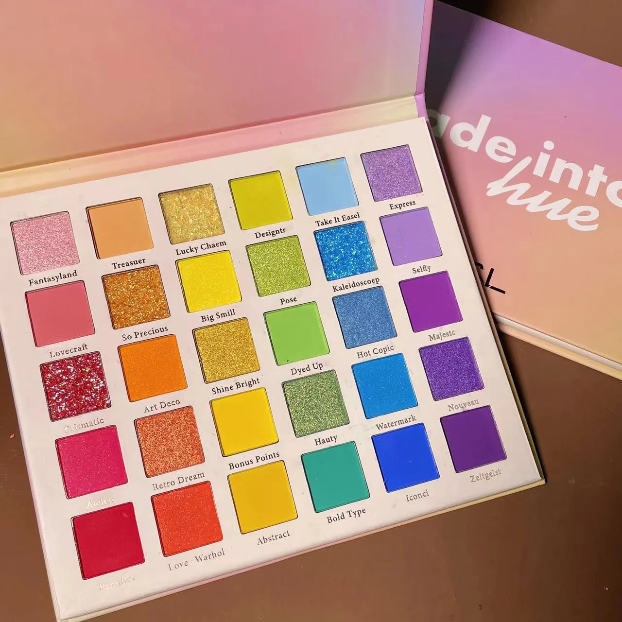 Dazzling Metallic Hypoallergenic Essence for Kids Eye Shadows Sparkling SequinsEyes
