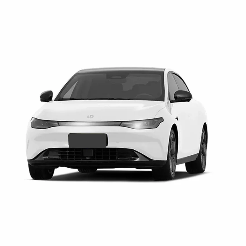 Электрический автомобильный двигатель Lingpao C01 2023 трехотсекный автомобиль Comfort Edition с нулевым пробегом