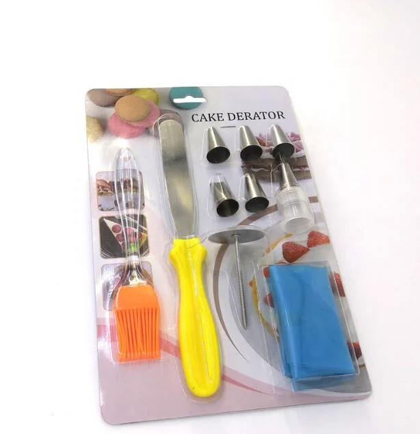 Hot selling baking kit 11 pieces piping tips set 4 inch small cake spatula flower nail silicone brush bag Stainless Steel Nozzle