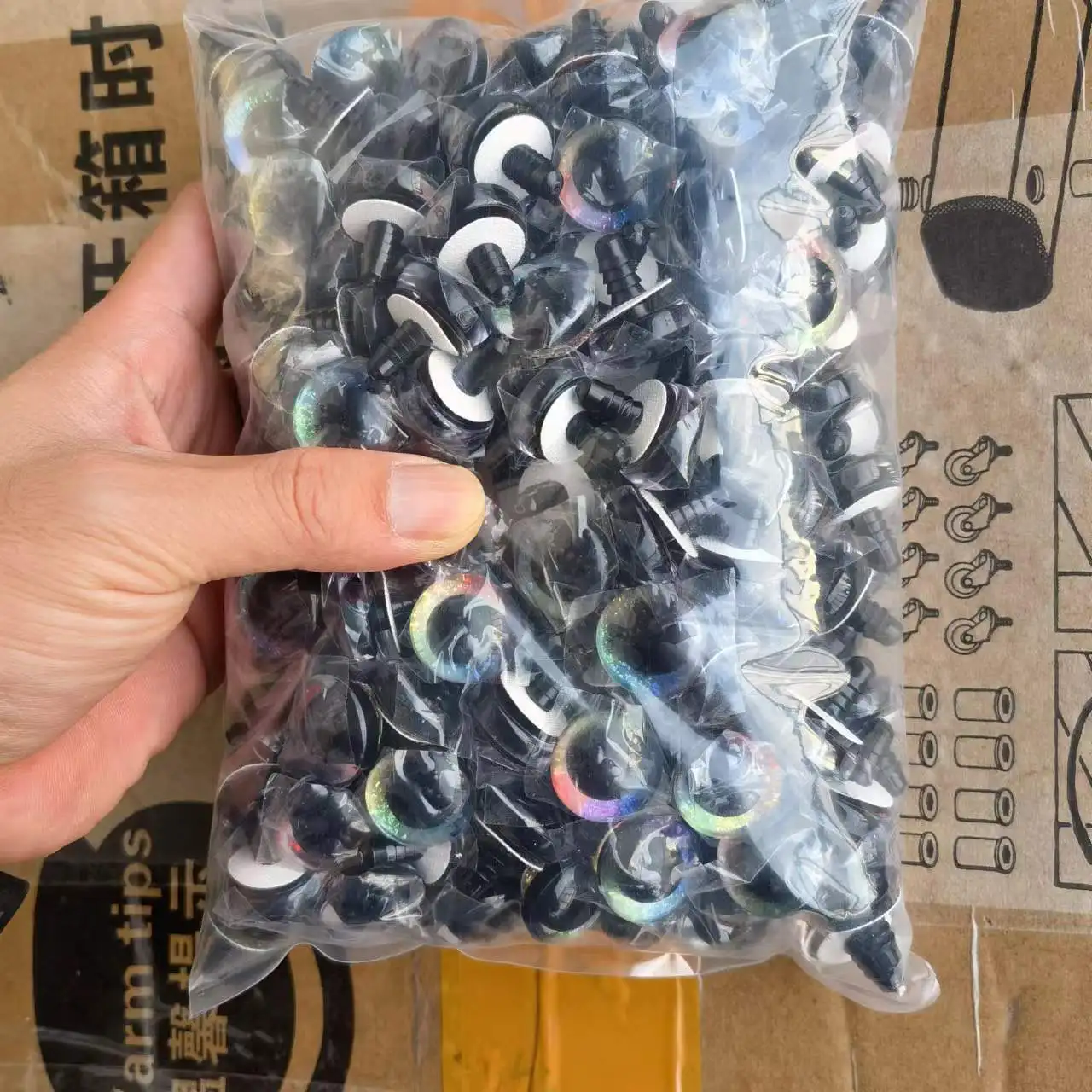 new product idea 2024 Handicraft DIY Safety Plastic Crystal Eyes Crochet Stuffed Animal Toys Glitter Eyes,toy accessories