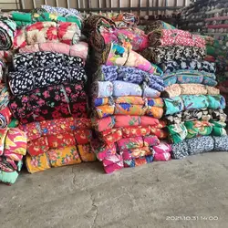 Wholesale stock woven rayon viscose floral  printed  100% rayon mix ready goods by kg price