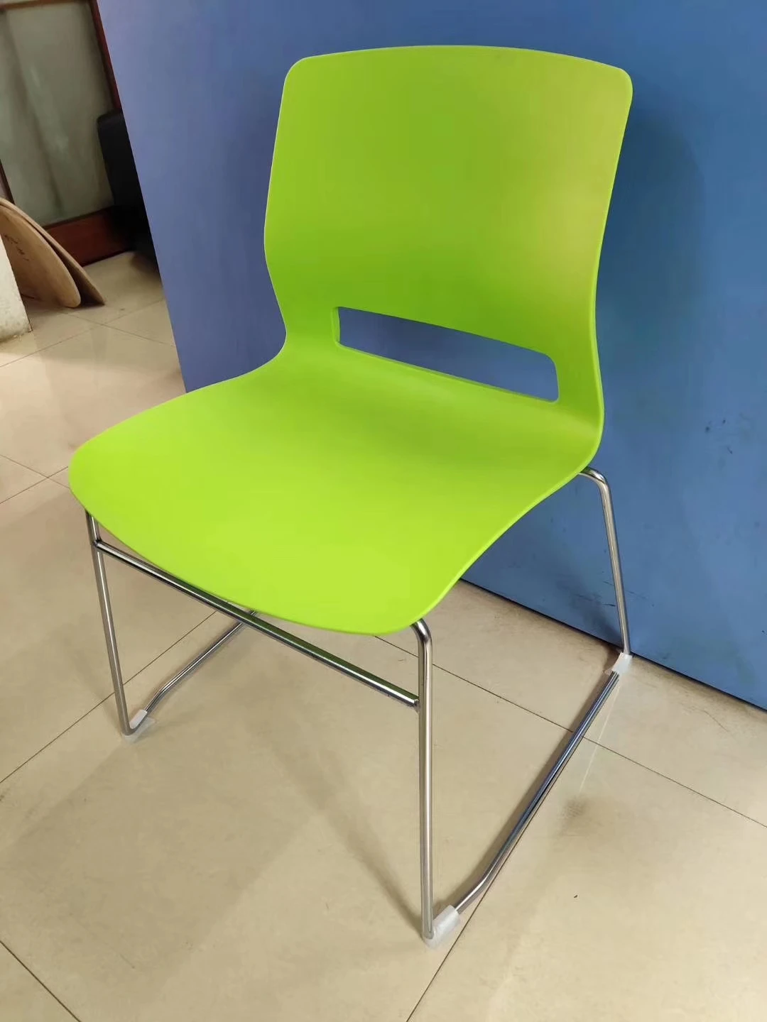  842-3C Hot sale chair 12mm thickness solid steel plating Stackable office staff