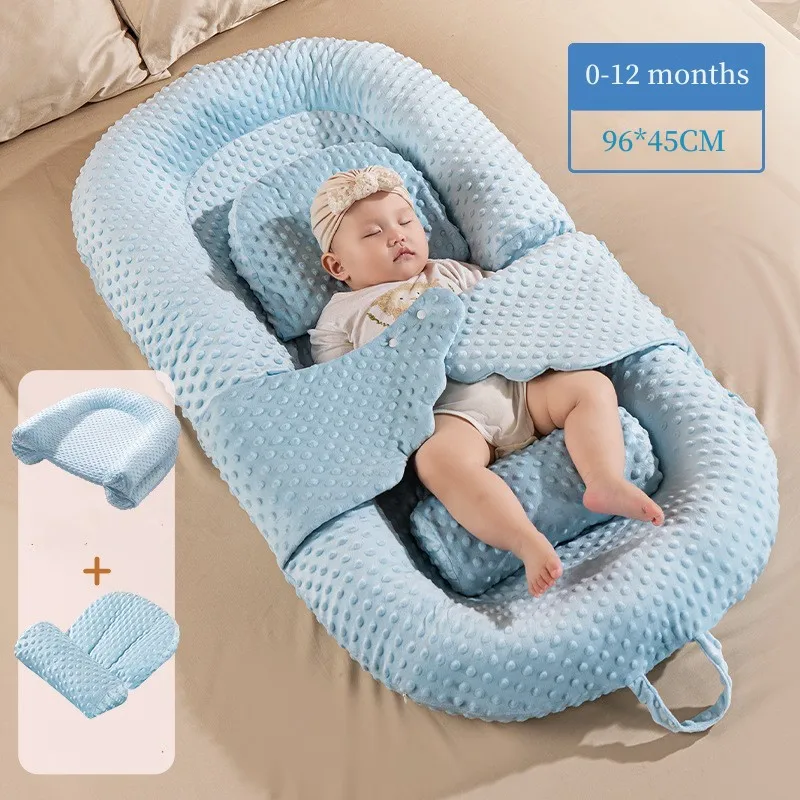Comfortable soft Newborn Sleeping Indoor Kids Nest Portable Nursing Polyester Baby Lounger For Newborn