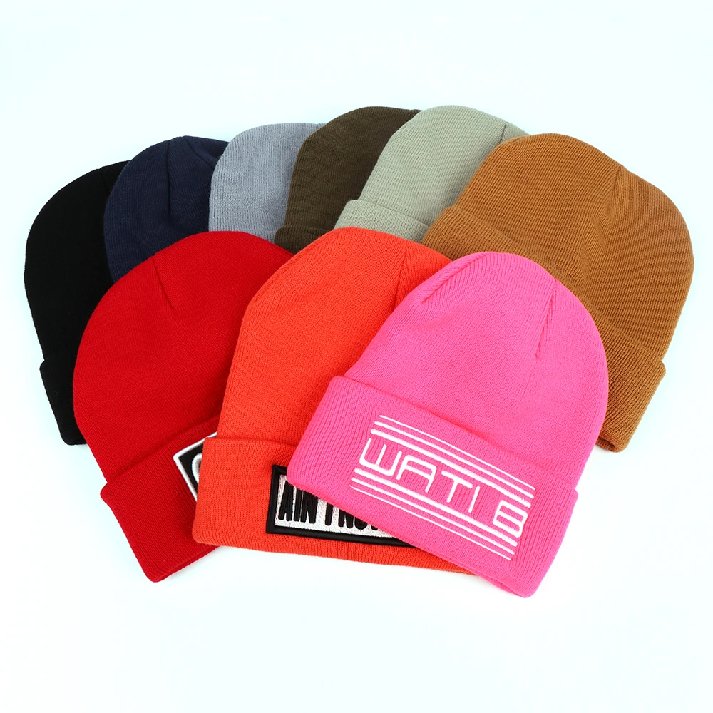 Knitted Hat Winter Warm Men's and Women Beanie Hats for Outdoor Wear Customized Embroidered Plush Unisex Logo Solid Color