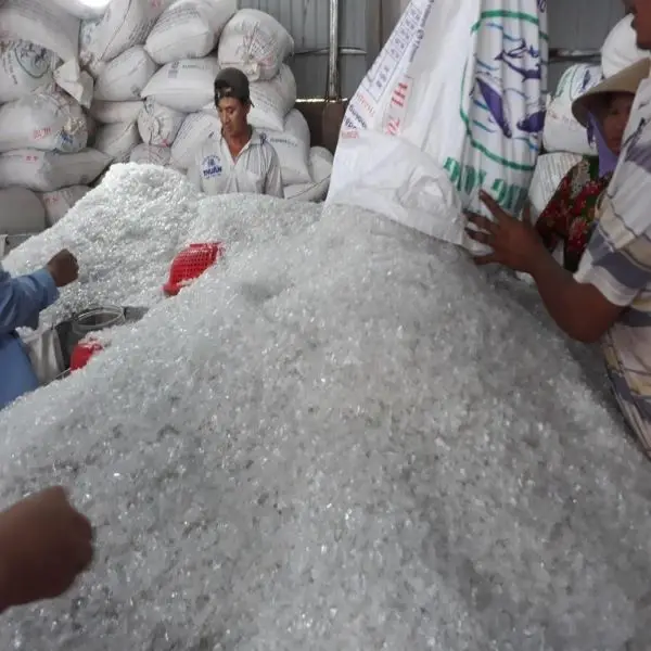 
Wholesale PET washed clear flakes/PET Bottles Plastic Scrap Price/PET Granules for sale at cheaper prices 