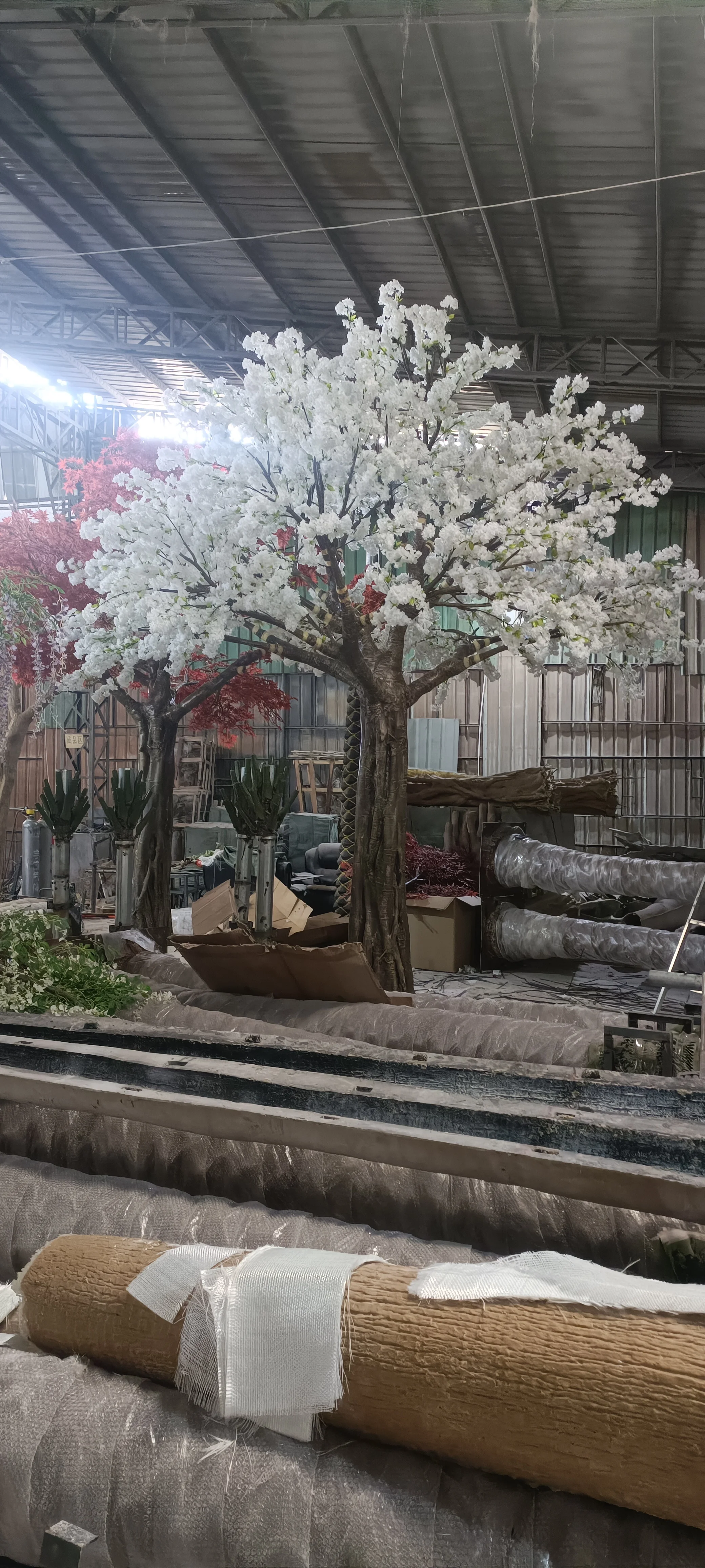 Artificial flowering treesCherry Blossom Tree Wedding Decorationcherry blossom tree centerpiece