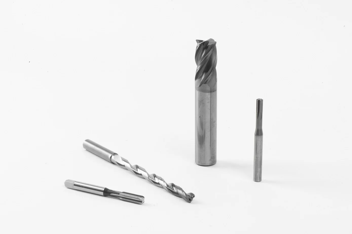 Factory Wholesales Price Straight Shank Threading Taps for CNC Machine Process Tools