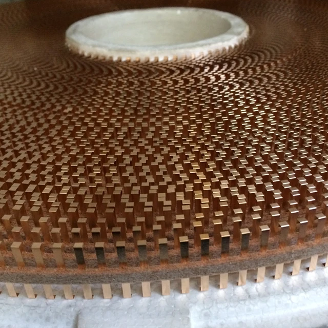 Вкладыши для компонентов аудиокассеты, накладки и лента