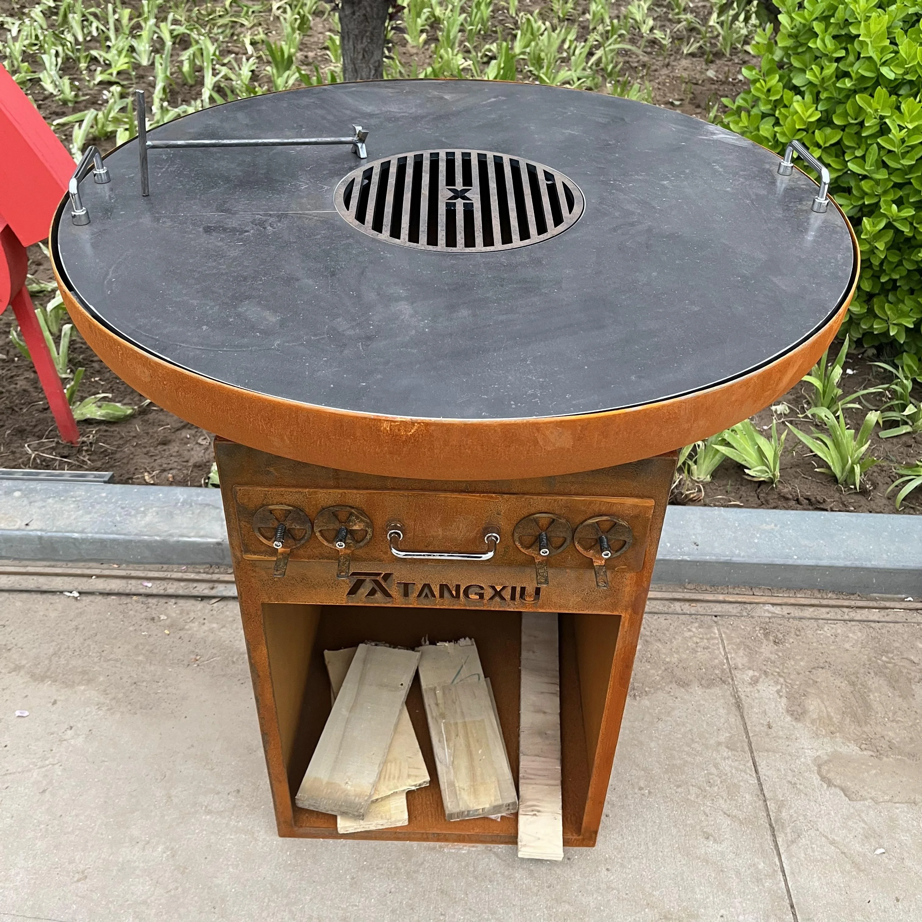 Customize Bbq Accessory Charcoal Baking Pizza Oven Corten steel Fire pit Barbecue Grill