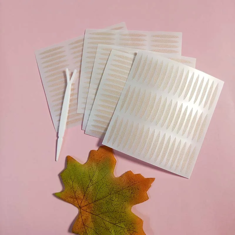 OEM  Factory Custom High Quality Small Size Crescent Shape Eyelid Stickers Lace  Fashion Cosmetic Lady Double Eyelid Tape