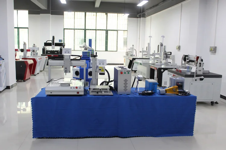 Jewelry YAG 200W Laser Welders Special Offer Clearance Offer for Dental Jewelry Gold and Silver with Chiller