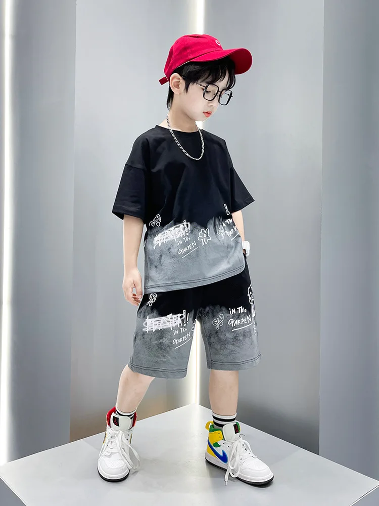 Hot Sale Factory Price Summer Boys Cartoon Pattern Clothes Set New Models Fashion T-shirt And Denim Shorts 2 Pcs