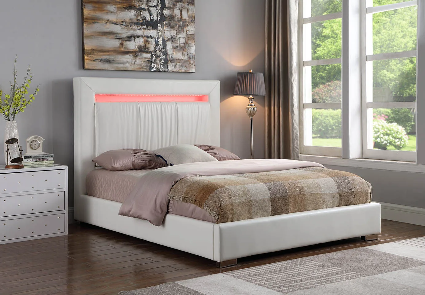 Widely Used Modern Frocks New Fashion white Upholstered Platform Bed With Led Light